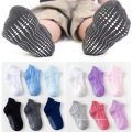 Benutzerdefinierte Amazon heißer Verkauf hochwertige einfarbige PVC-Anti-Rutsch-Babysocken aus 100% Bio-Baumwolle